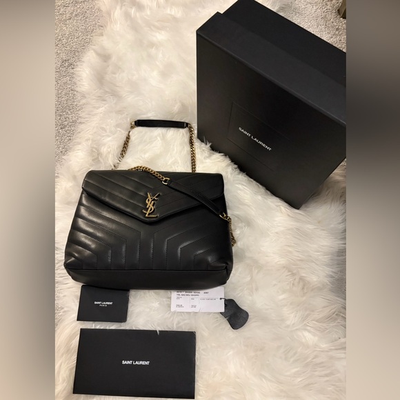 Large Yves Saint Laurent Black and Gold Quilted Shoulder Bag large - Picture 2 of 16